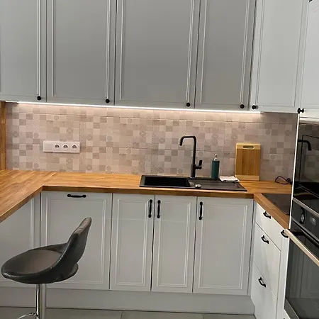 2-room On Wola, Bright And Cozy * Warsaw