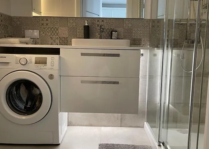 2-room On Wola, Bright And Cozy * Warsaw