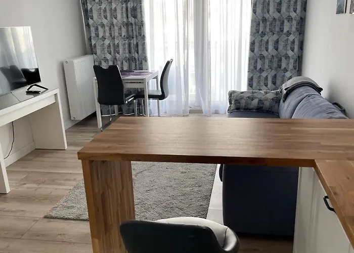 2-room On Wola, Bright And Cozy *