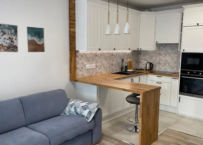 Apartment 2-room On Wola, Bright And Cozy *