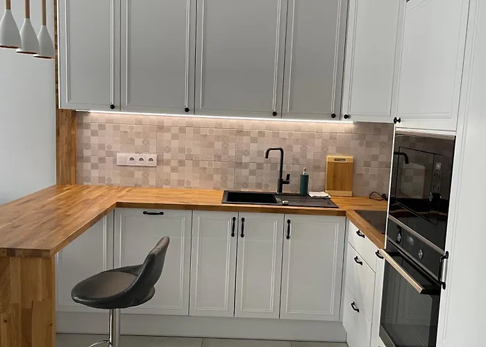 2-room On Wola, Bright And Cozy * Warsaw